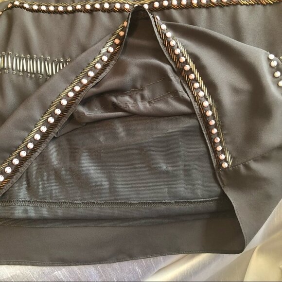 Black namebrand Lined Mini Dress Grey with Beautiful Beading in Front Ladies Lg - Picture 9 of 15